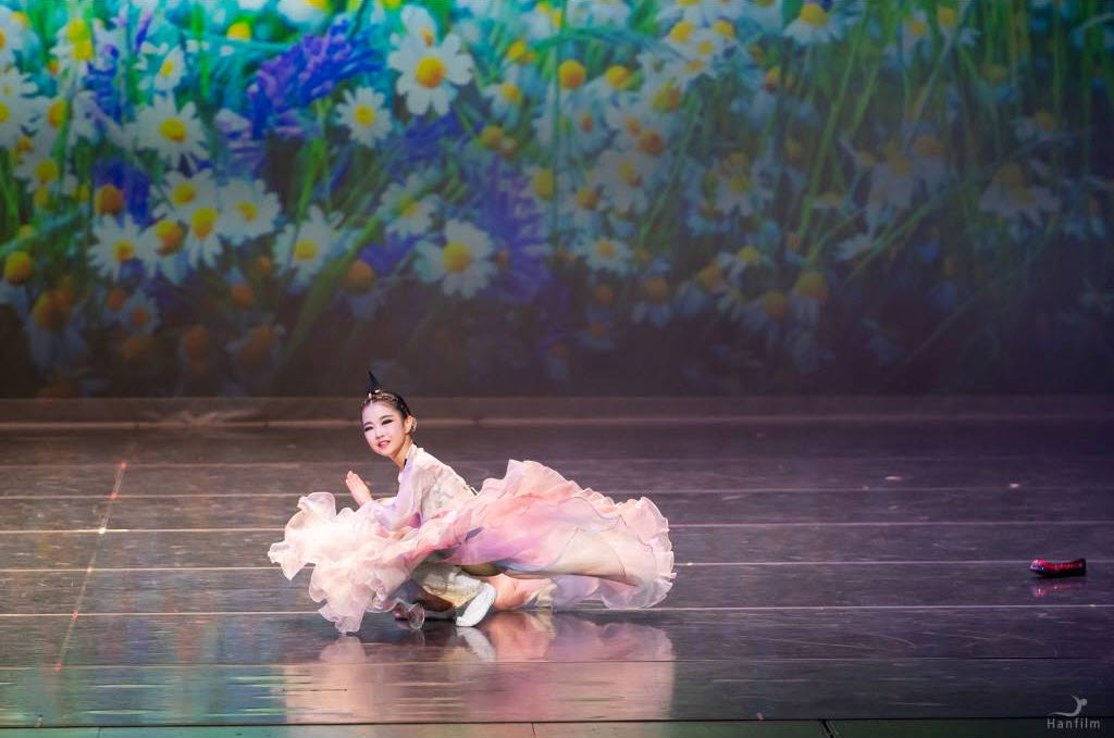 235149625_Btc0ICKZ_f46de4364f53684b14152293f6990c6e3e0506e4.jpg 이미지크게보기